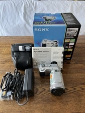 Sony Cyber-Shot DSC-F717