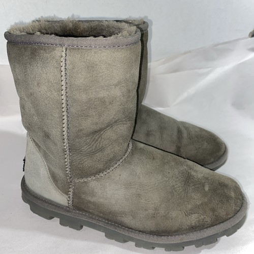 Ugg essential short 5835 gray - essential,