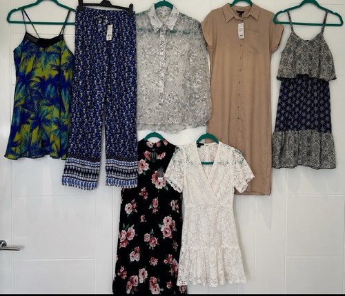 Women clothes bundle size - clothes,