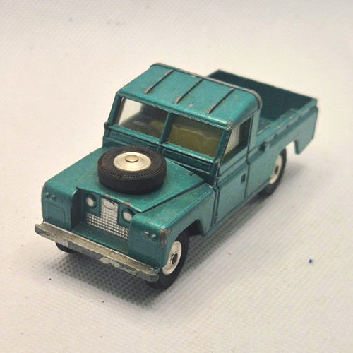 Corgi toys 109 - corgi,