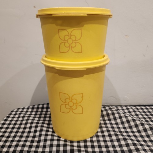Pair vintage tupperware - of,
