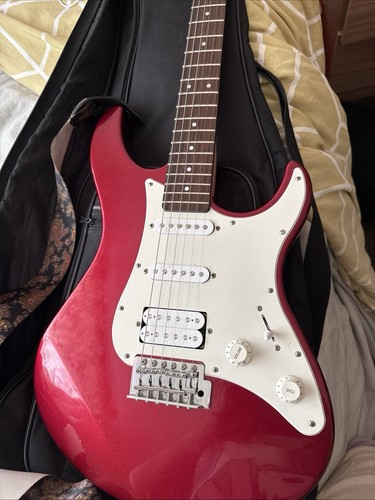 Yamaha pacifica pac012 - pacifica,