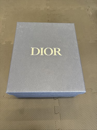 Christian dior shoe box - christian,