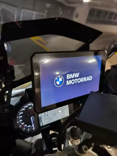 Bmw pro sat - nav, carplay
