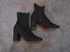 BOOHOO BLACK HEELED SOCK BOOTS IN FAUX SUEDE - UK SIZE 7 - WORN ONE