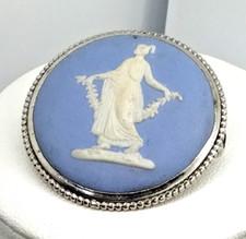 Vintage Signed Wedgwood W68  Sterling Silver Mount Brooch