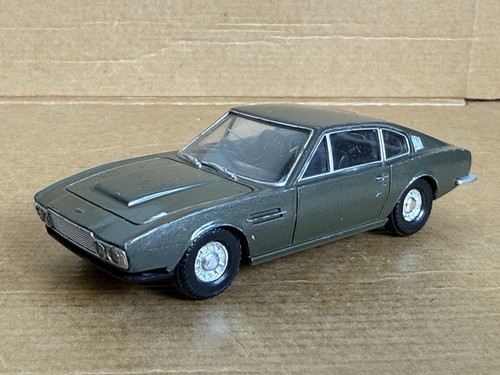 Corgi aston martin - aston,