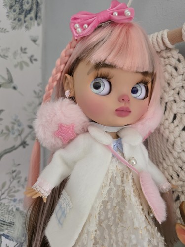 Blythe doll ooak edith custom - blythe,