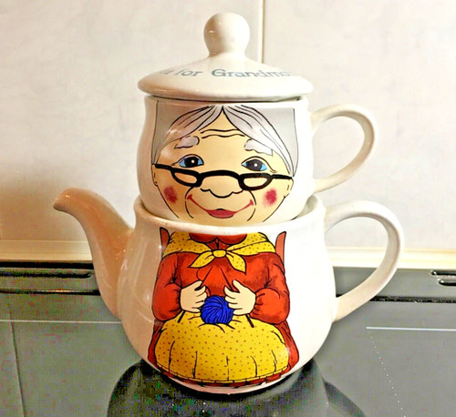 Vintage teapot tea cup - teapot,