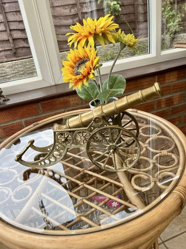Stunning solid brass vintage - solid,