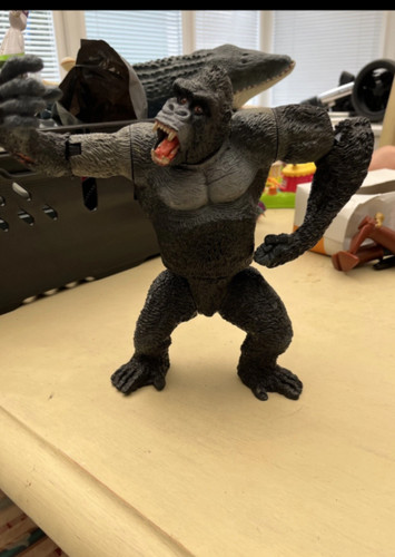 King kong action figure - figure, chap