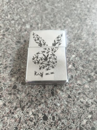 Zippo lighter playboy 2000 xvi - zippo,