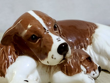 Royal Doulton Cocker Spaniel & Puppy Rare Liver/White Dogs Figurine DA 174 Vgc
