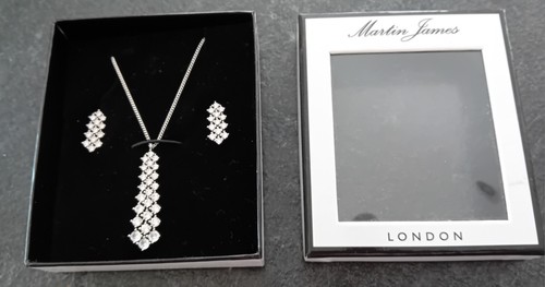 Martin james london - martin, of