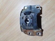 FORD FOCUS TITANIUM TDCI HATCH 5 Dr 2012-2015 1560 GEARBOX MOUNT 538A20 GRN K18