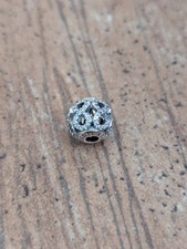 Pandora Essence Dedication