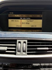 2011 MERCEDES C CLASS W204 SAT NAV RADIO STEREO CD PLAYER HEAD UNIT A2049001108