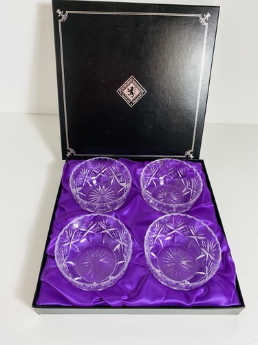 Lovely vintage set 4 - lovely,