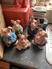 Natwest Pigs Full Set good