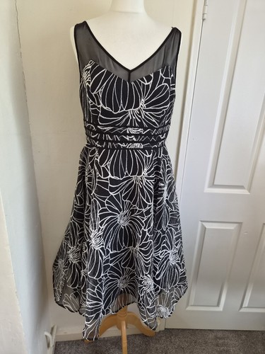 Anthropologie moulinette - anthropologie,