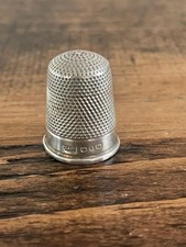 STERLING SILVER THIMBLE