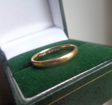 18ct Gold Wedding Ring Band