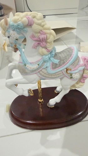 Lenox vintage pastel - vintage, carousel