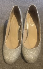 Silver Detail Glitter Court