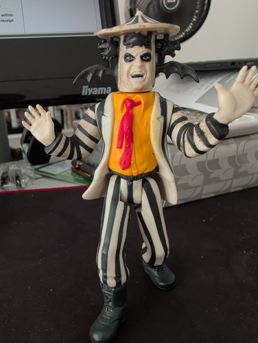 Vintage beetlejuice showtime - vintage,