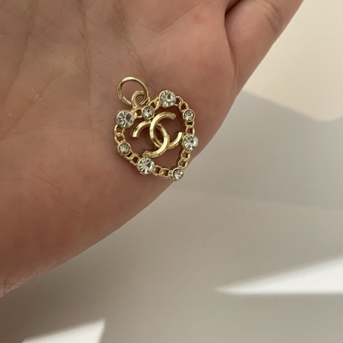 Chanel vintage gold toned - chanel,