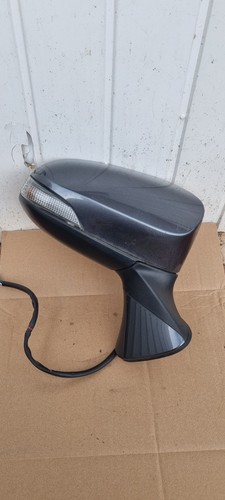 Toyota verso driver side wing - driver,