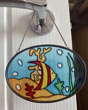Hand Painted Stained Glass Roundel Sun Catcher Angel Fish Sea Coral Design 5”