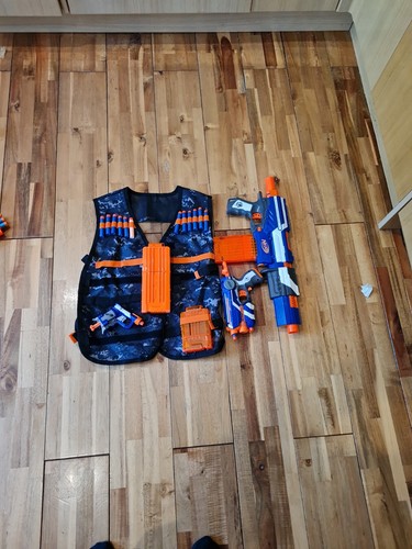 Nerf gun bundle - job, all