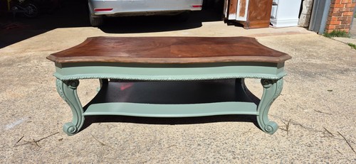 Big and beautiful coffee - beautiful, table