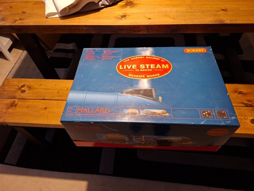 Hornby mallard live - mallard,