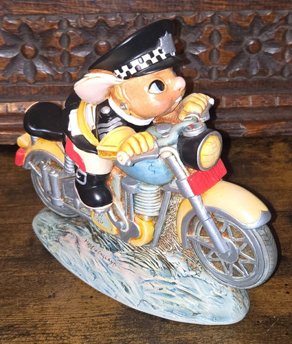 Pendelfin rabbit collectors - pendelfin,