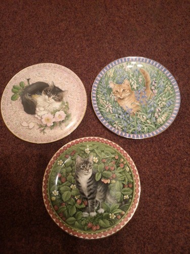 Bone china cat - bone,