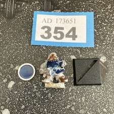 Vintage OOP  Games Workshop Warhammer RRD1 Bugman's Dwarf Ranger Brewer Trooper