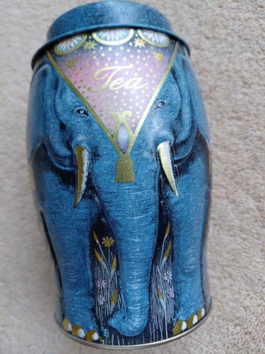 Williamson blue elephant - elephant, tea