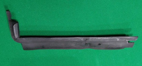 Mercedes w124 headlight gasket - mercedes,