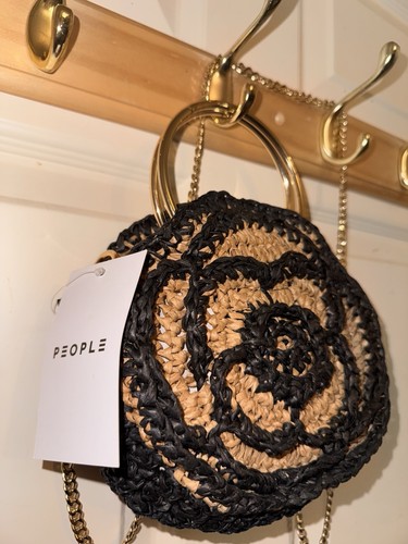 Women straw tote handbag - tote,