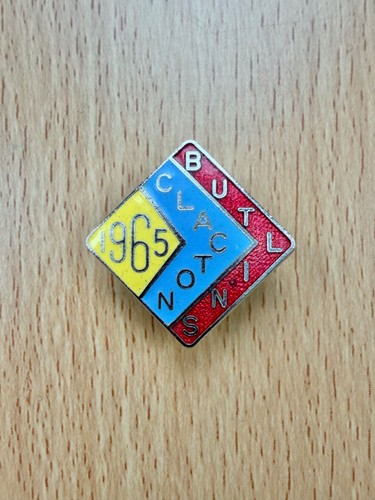 Butlins enamel pin badge - pin,
