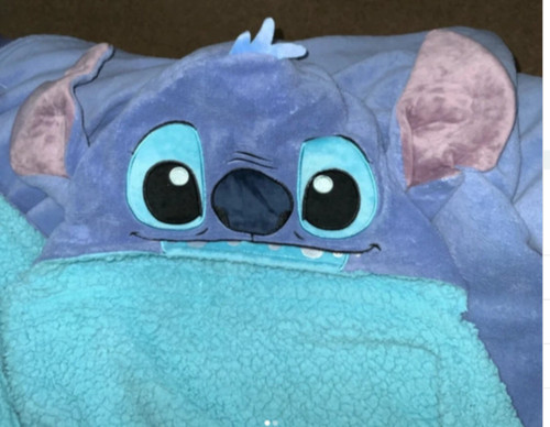 Disney stitch hooded throw