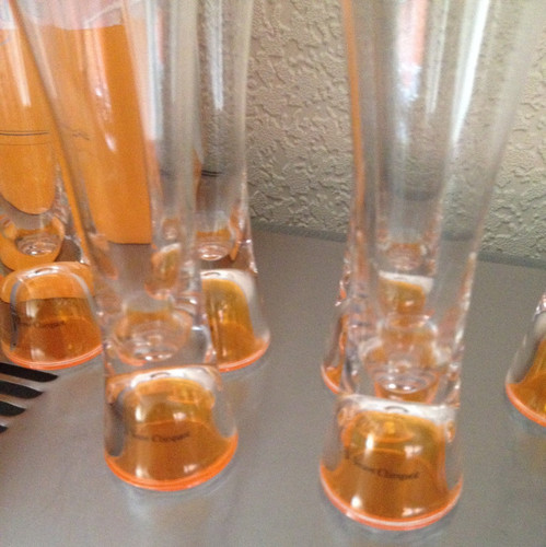 Veuve clicquot champagne - veuve,