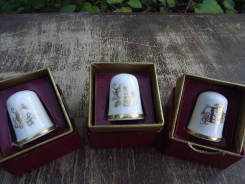 1981 caverswall set 3 - caverswall,