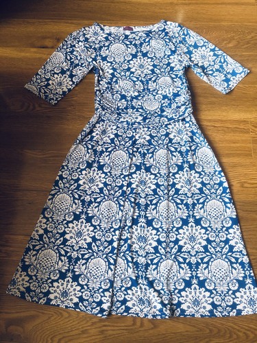 Ingenue london blue and - and, white