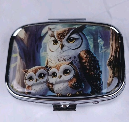 Rectangular metal pill - box, owl
