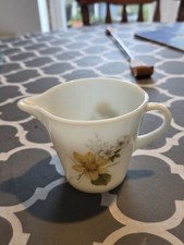 JAJ Small Milk Jug Made In England Pyrex Vintage H:8.5cm 8 floz approx