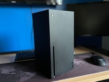 Xbox Series x Console 1TB Black, Unboxed with 1 Official Controller, White