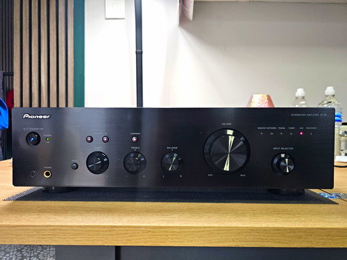 Pioneer stereo integrated - a-10,